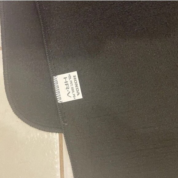 New 2024 Honda HR-V FLOOR Mats Front Back 83600-3WO-A010-M1-NH900L Black Read Ad - Picture 2 of 5
